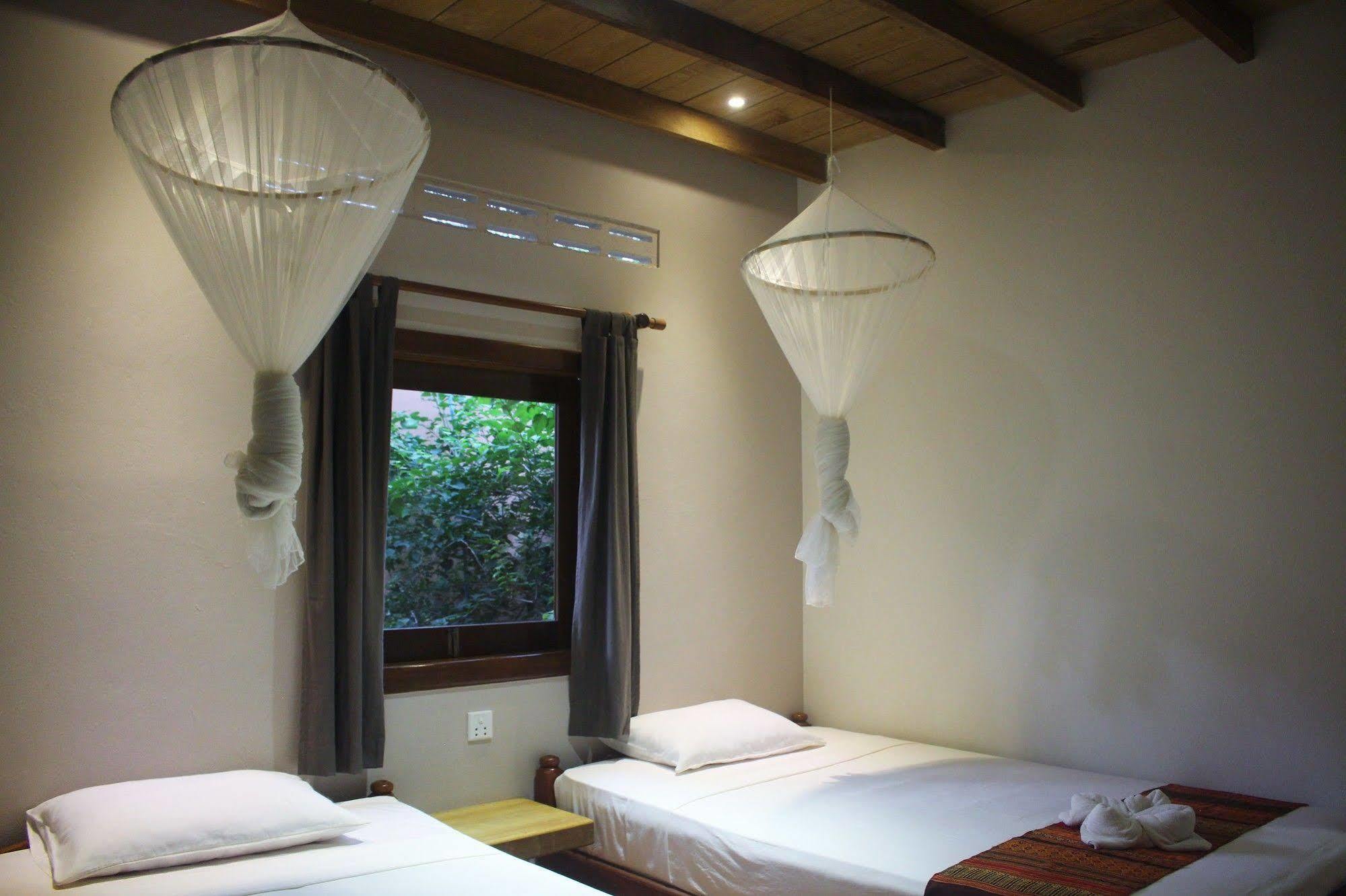 Botanica Hotel Kep Exterior photo