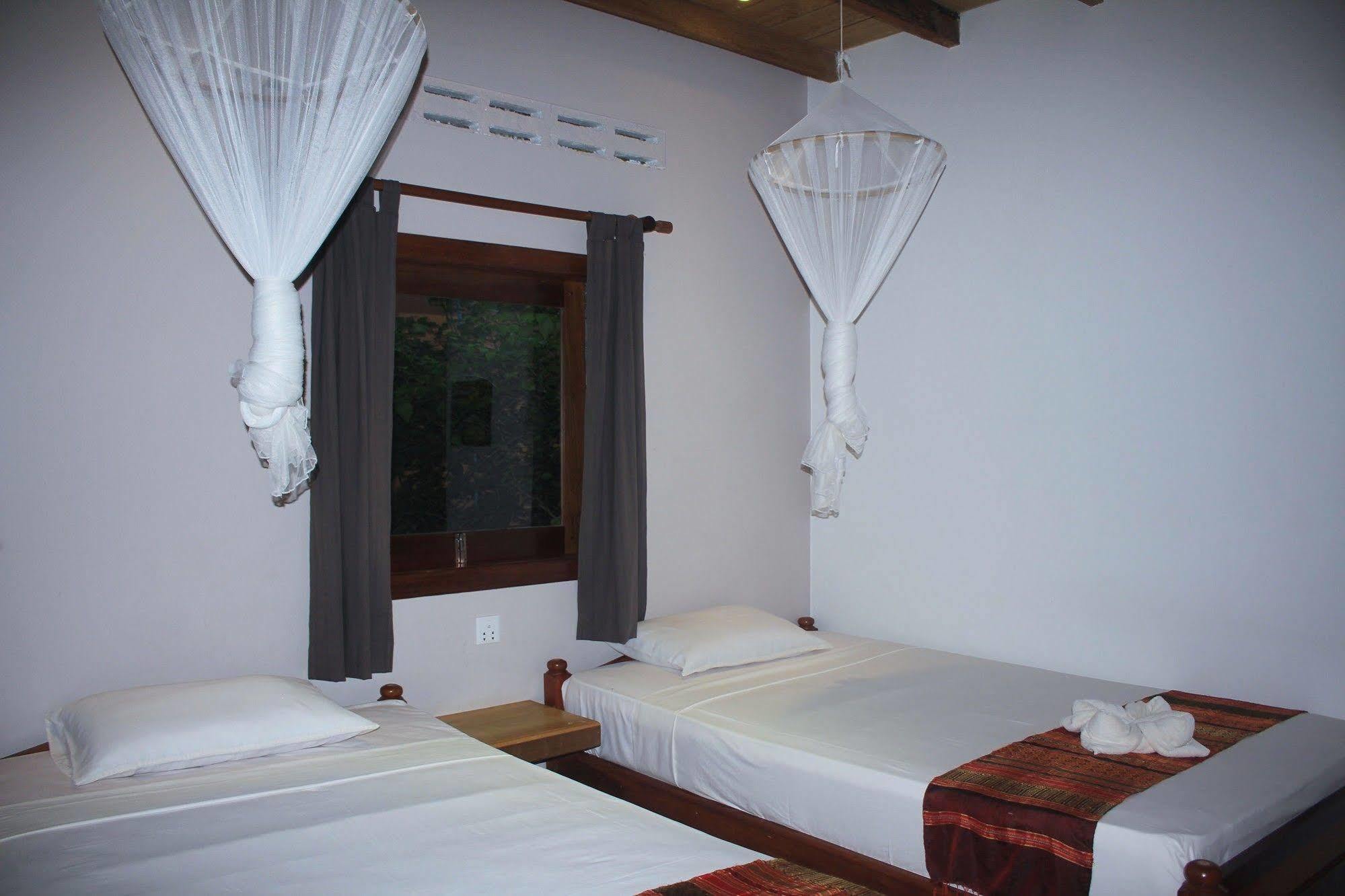 Botanica Hotel Kep Exterior photo