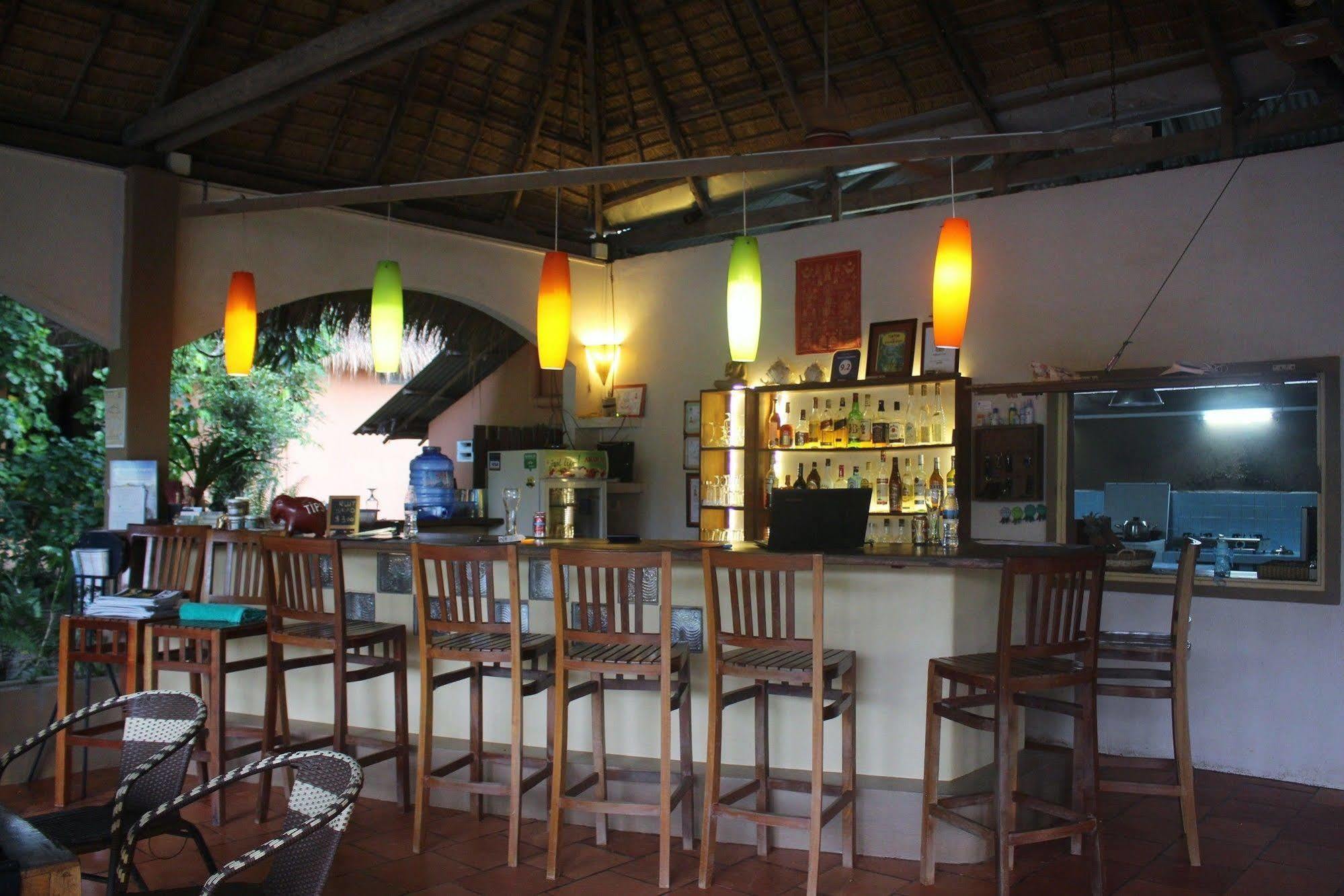 Botanica Hotel Kep Exterior photo