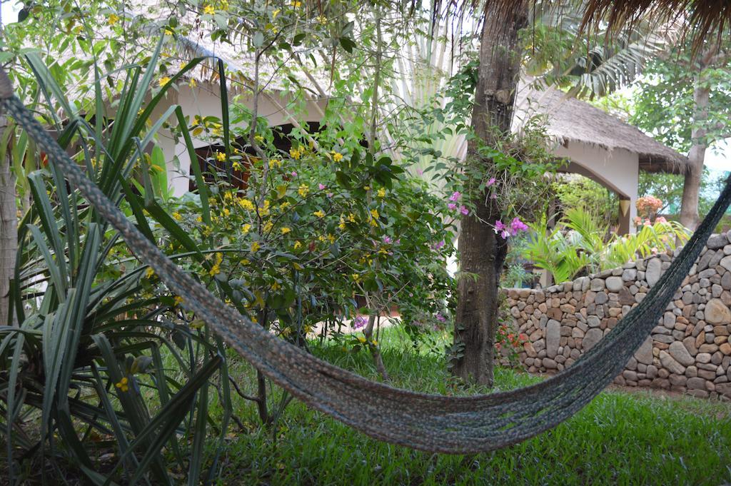 Botanica Hotel Kep Exterior photo